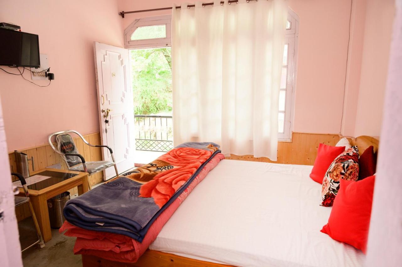 Snow Oak Guest House Kasol Exterior photo